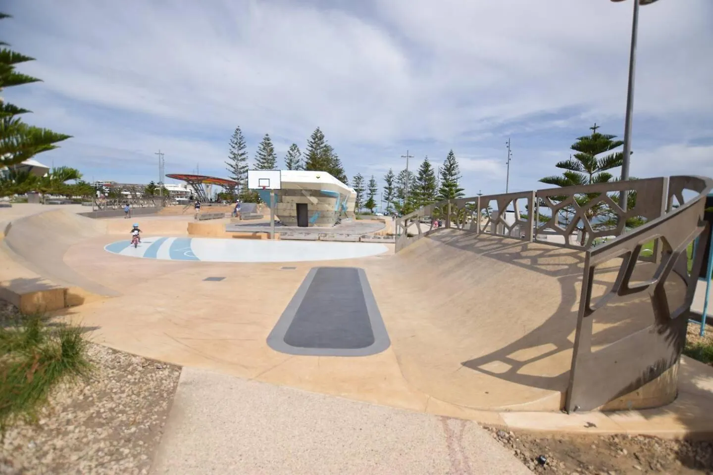 פרת'' West Beach Lagoon 202 - Quiet & Ground Floor! דירה
