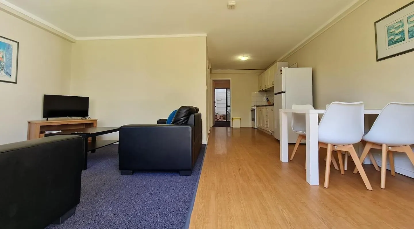 פרת'' West Beach Lagoon 202 - Quiet & Ground Floor! 0*,
